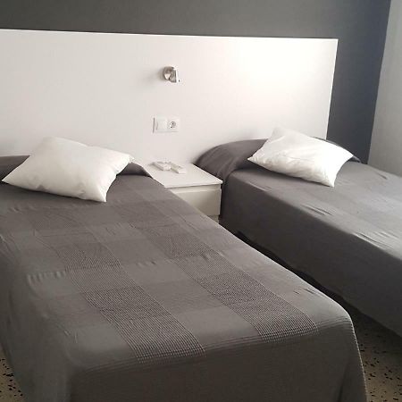 Hostal Can Joanet Cambrils Dış mekan fotoğraf