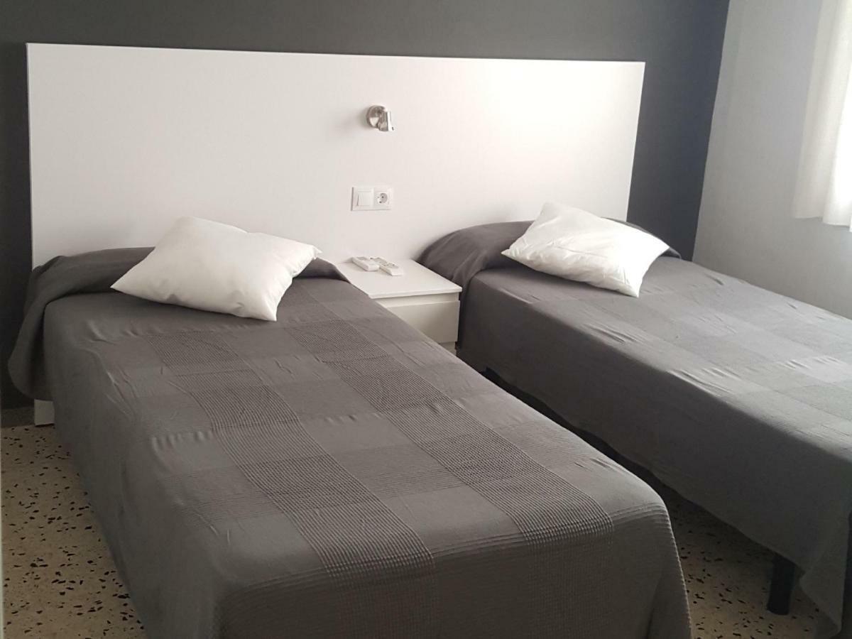 Hostal Can Joanet Cambrils Dış mekan fotoğraf