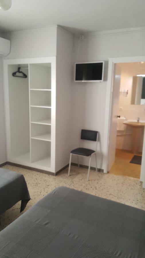 Hostal Can Joanet Cambrils Dış mekan fotoğraf
