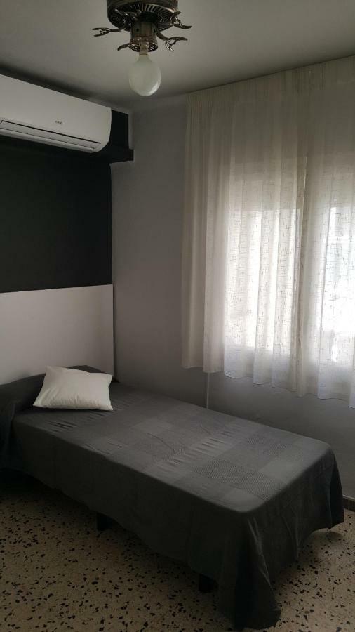 Hostal Can Joanet Cambrils Dış mekan fotoğraf