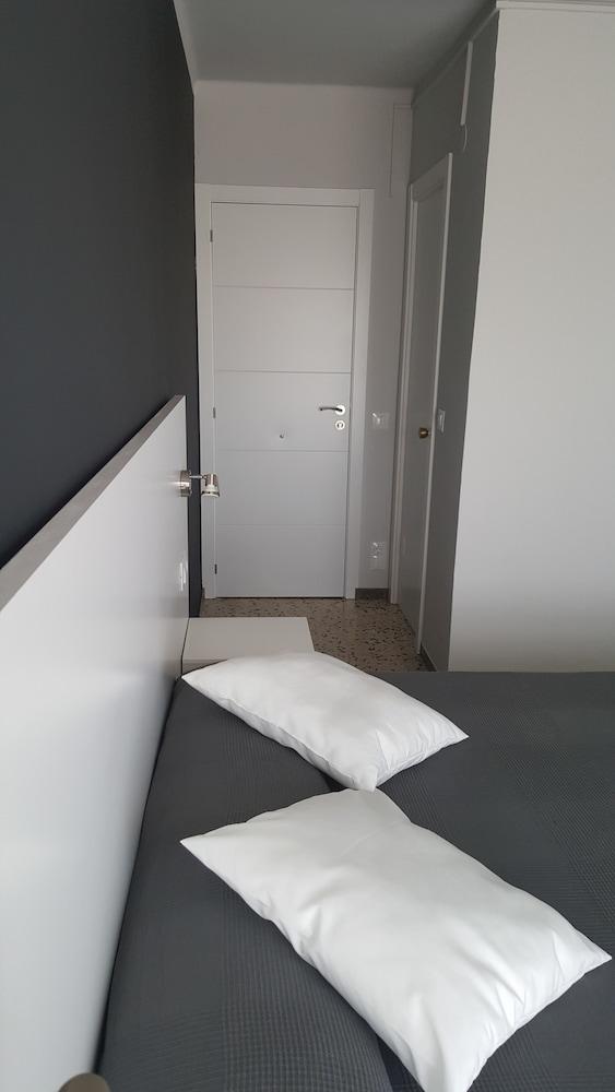 Hostal Can Joanet Cambrils Dış mekan fotoğraf